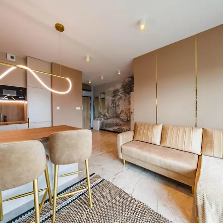 Daire Olszynki Park- Skyv Luxury Premium With View, Centre , Ac By Staynest