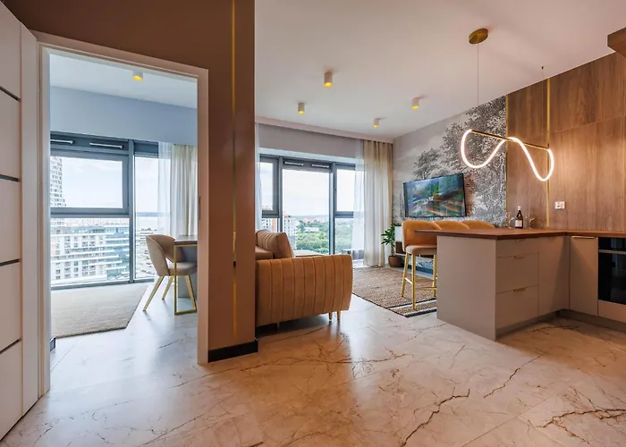 Olszynki Park- Skyv Luxury Premium With View, Centre By Staynest